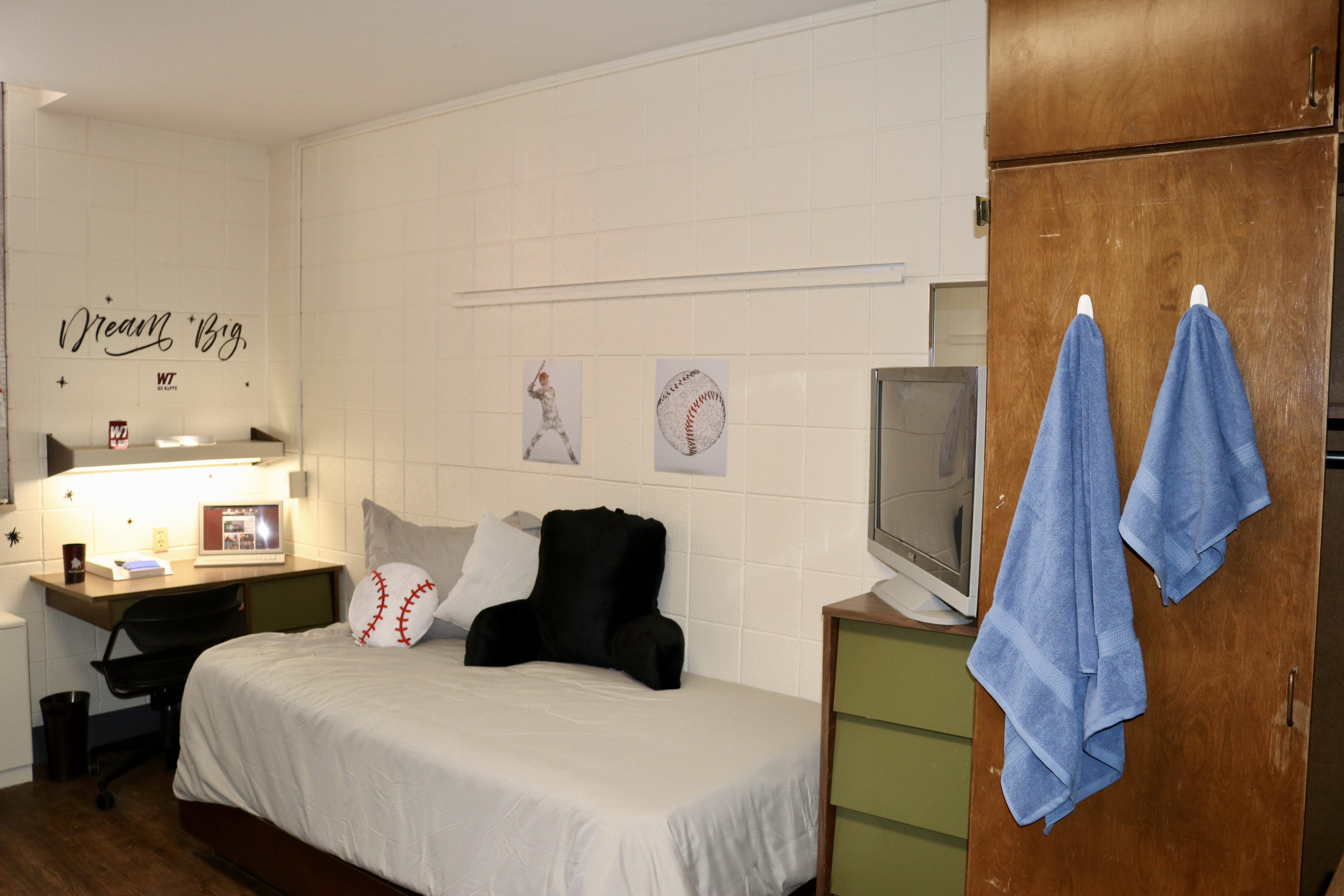 Jones Hall Room